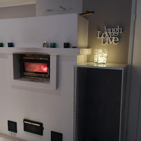Cosy, Homely House With A Large Courtyard Saarenkylä المظهر الخارجي الصورة