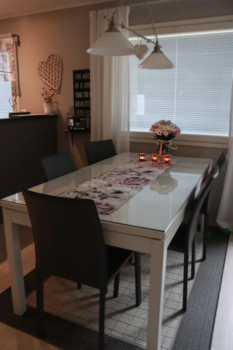 Cosy, Homely House With A Large Courtyard Saarenkylä المظهر الخارجي الصورة